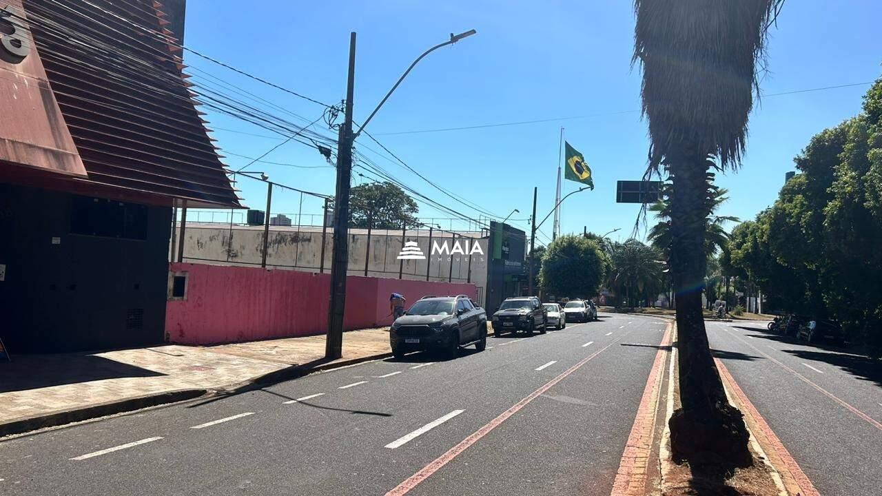 Terreno/Área à venda no Santa Maria: 