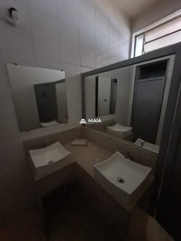 Comercial à venda no Quinta Boa Esperança: 