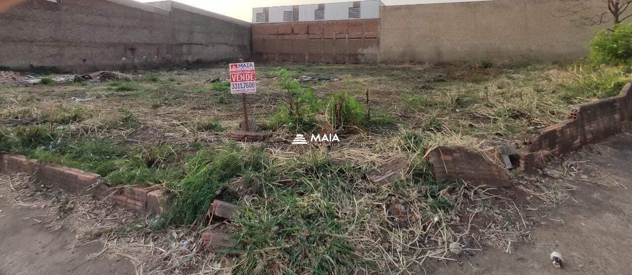Terreno/Área à venda no Jardim Maracanã: 