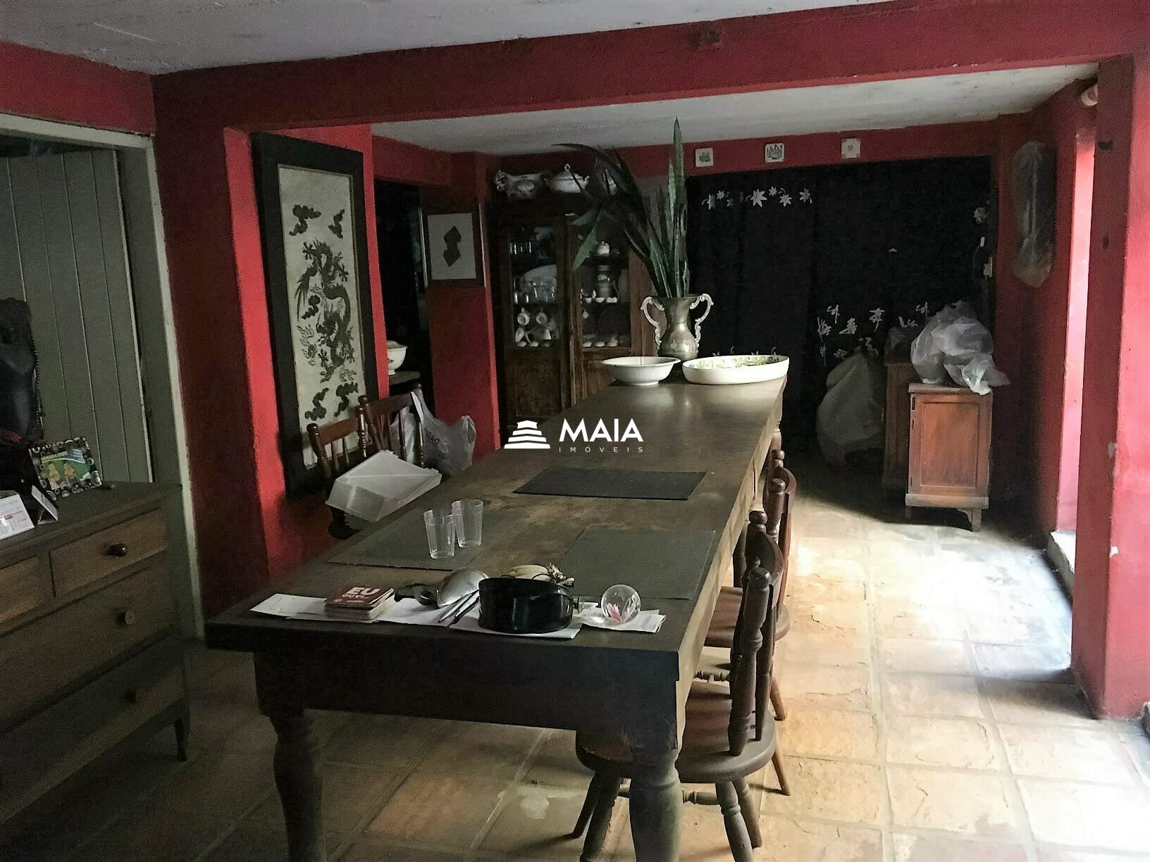 Casa à venda no Mercês: 