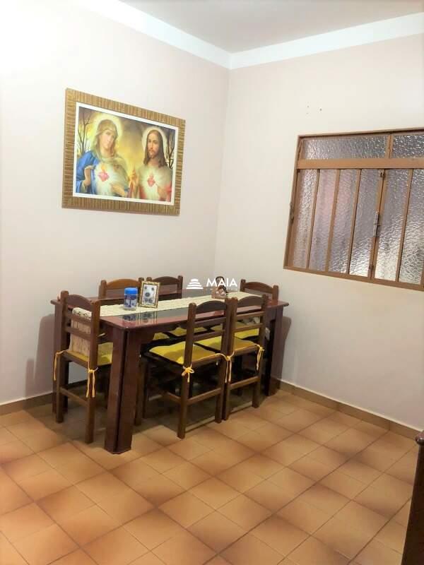 Casa à venda no Grande Horizonte: 