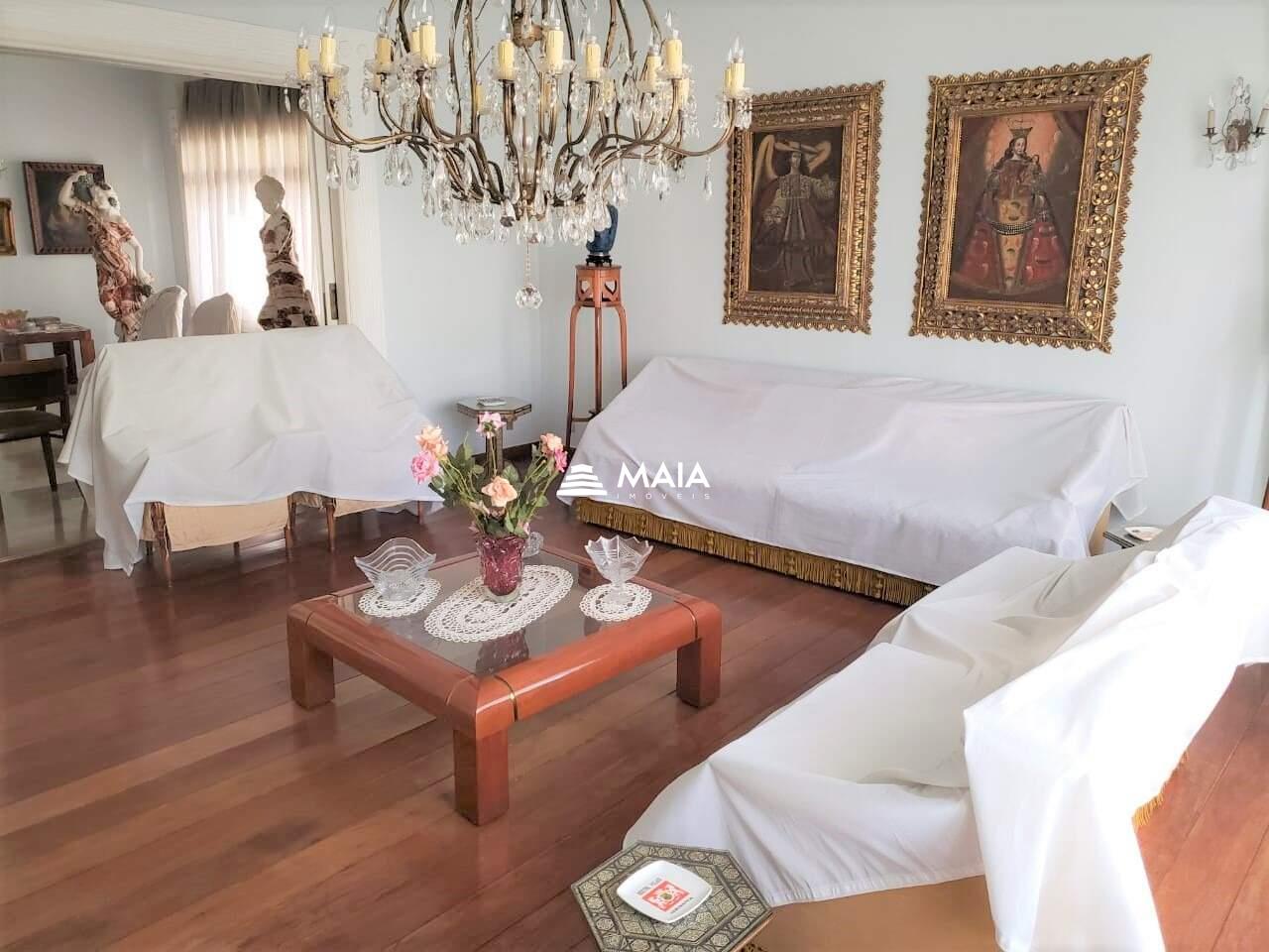 Casa à venda no Santos Dumont: 