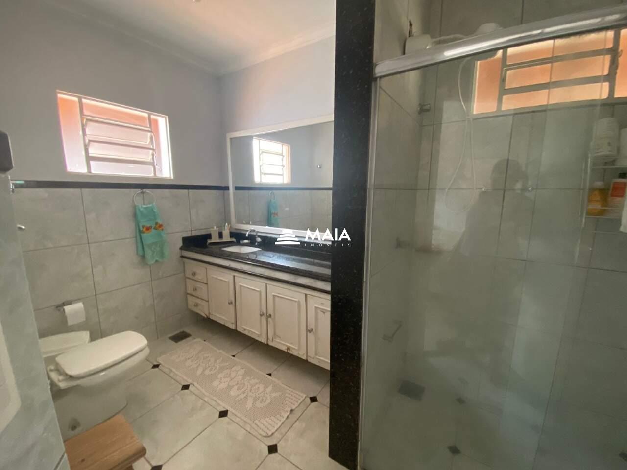 Casa à venda no Jardim Induberaba: 