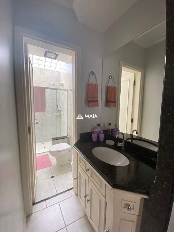 Casa à venda no Jardim Induberaba: 