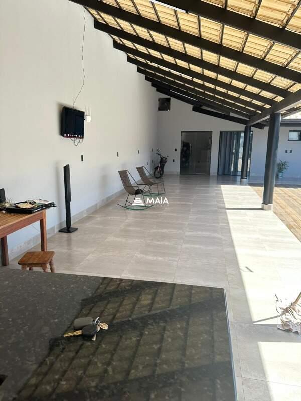 Casa à venda no Parque das Laranjeiras: 