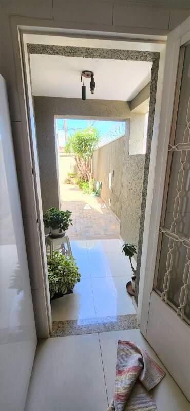 Casa à venda no Cássio Rezende: 