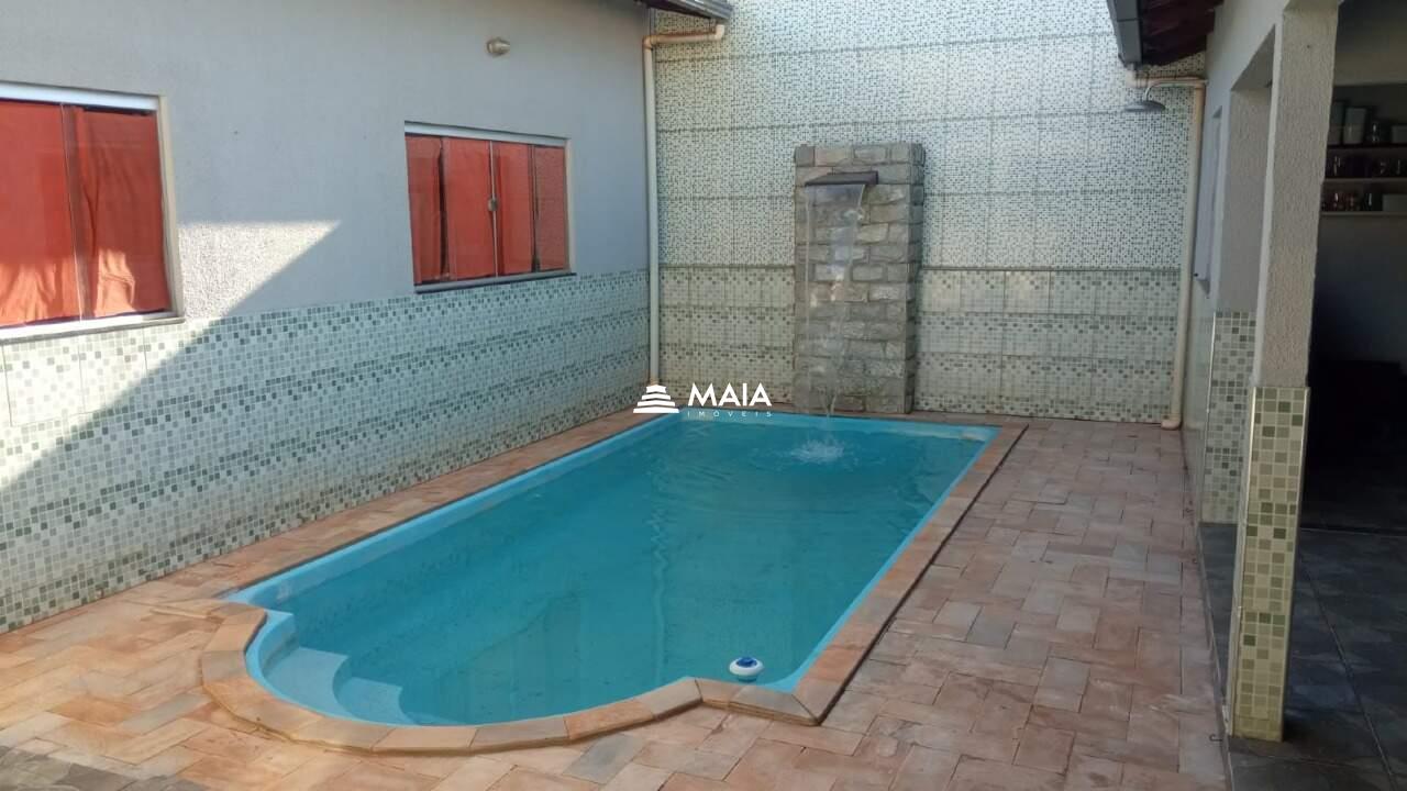 Casa à venda no Jardim Elza Amuí : 