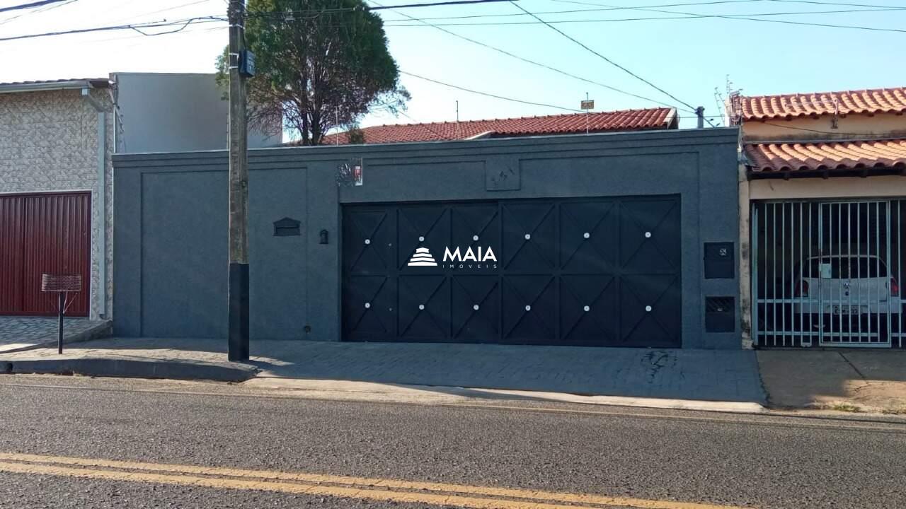 Casa à venda no bairro Jardim Elza Amuí I