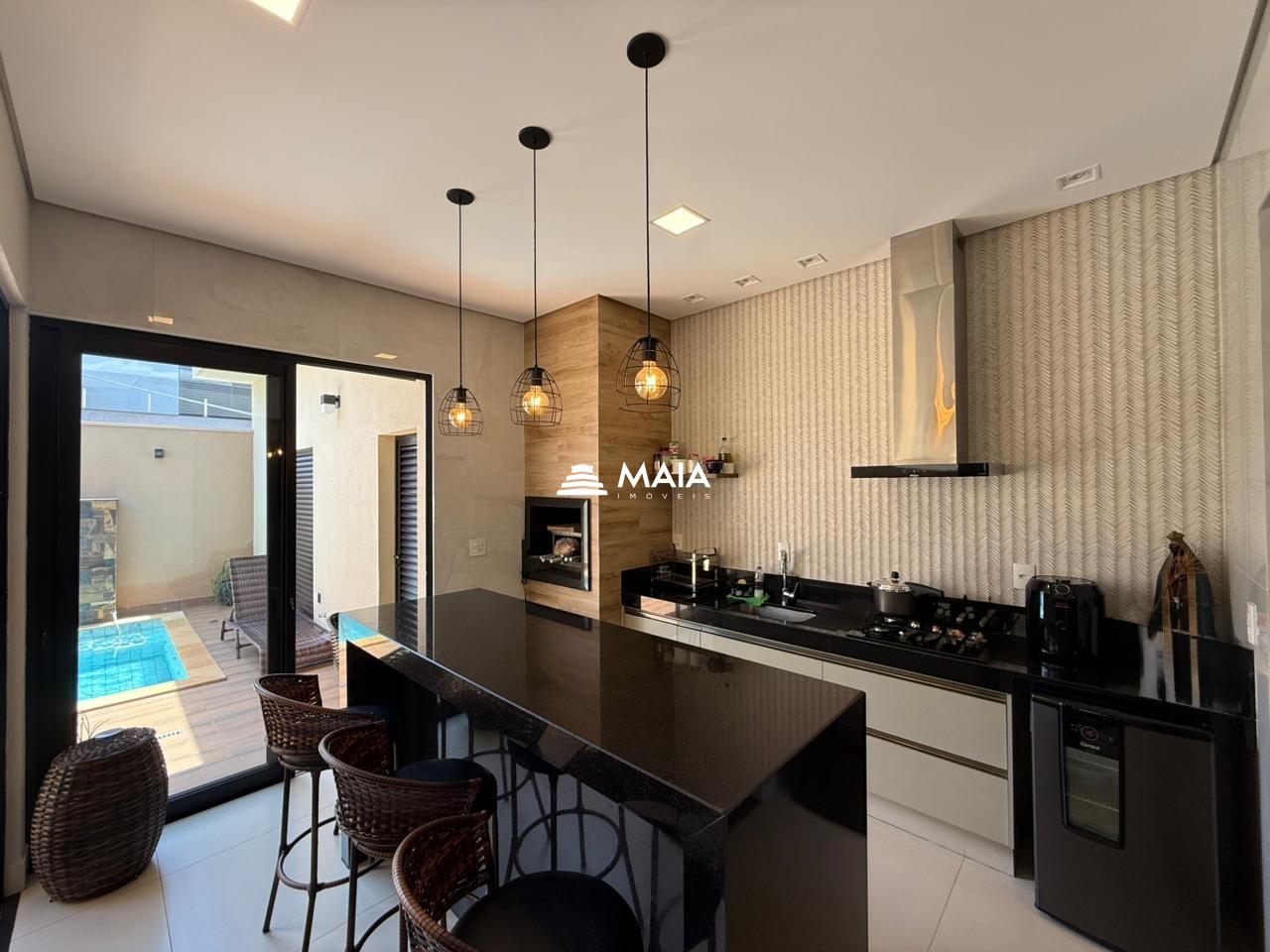 Casa de Condomínio à venda no Estância dos Ipês: 