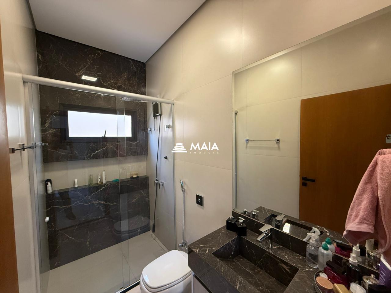 Casa de Condomínio à venda no Estância dos Ipês: 