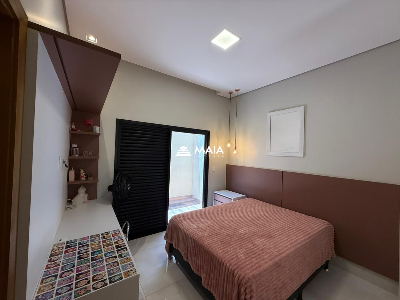 Casa de Condomínio à venda no Estância dos Ipês: 