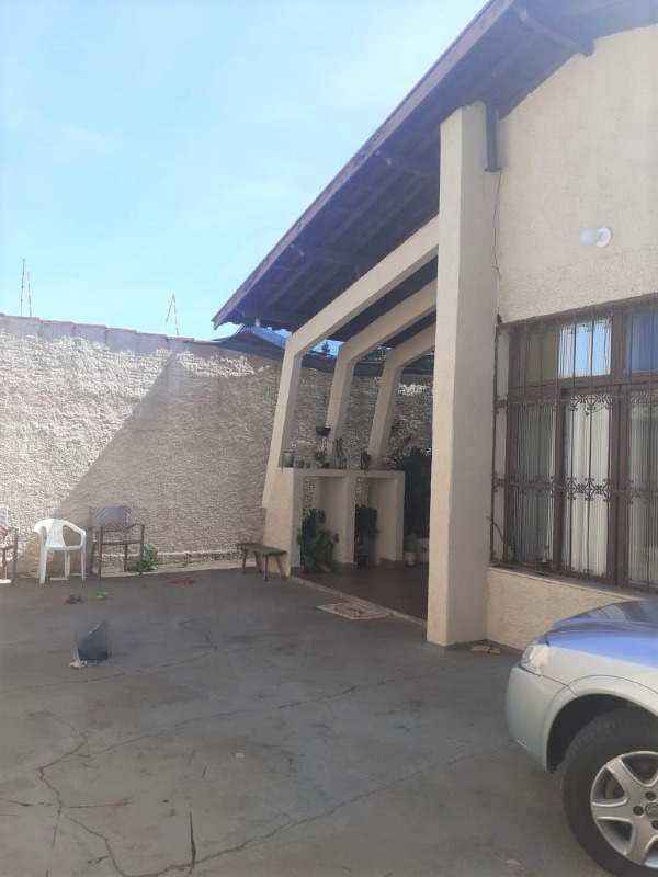 Casa à venda no Jardim Induberaba: 