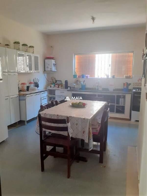 Casa à venda no Jardim Induberaba: 