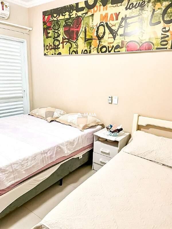 Casa de Condomínio à venda no Morada da Fronteira: 