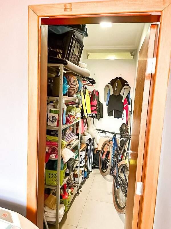 Casa de Condomínio à venda no Morada da Fronteira: 