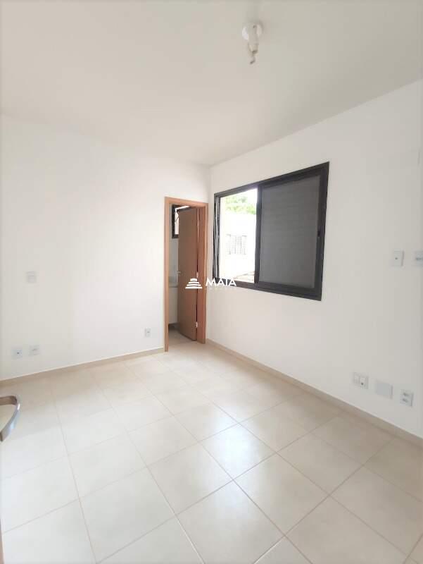 Apartamento à venda no Mercês: 