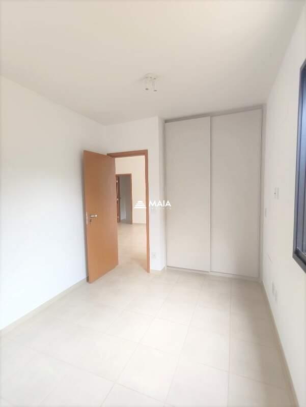 Apartamento à venda no Mercês: 