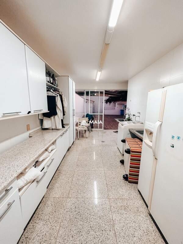 Casa de Condomínio à venda no Recanto das Torres: 