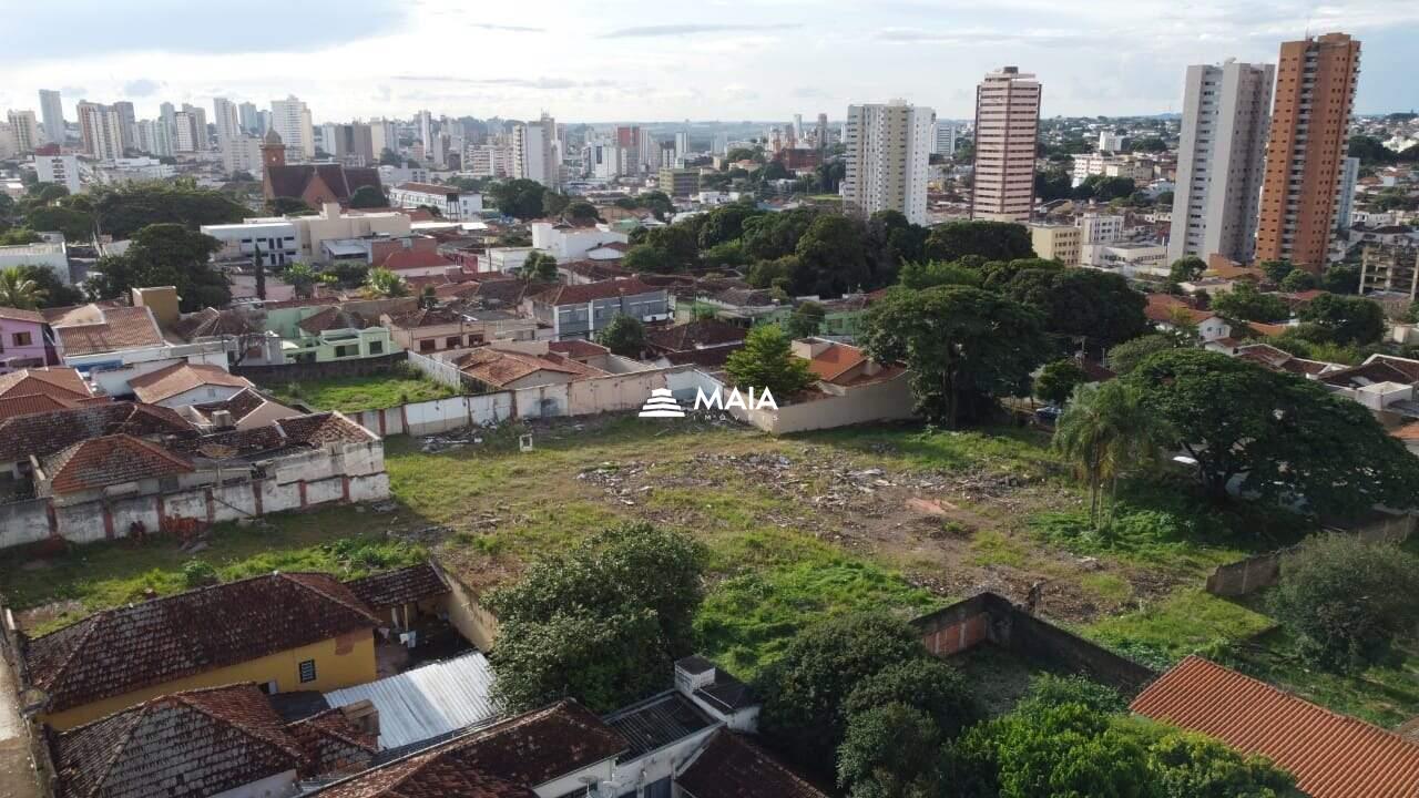 Terreno/Área à venda no Nossa Senhora da Abadia: 