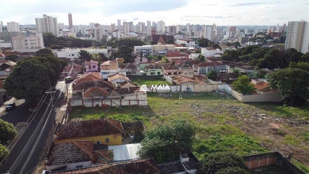 Terreno/Área à venda no Nossa Senhora da Abadia: 