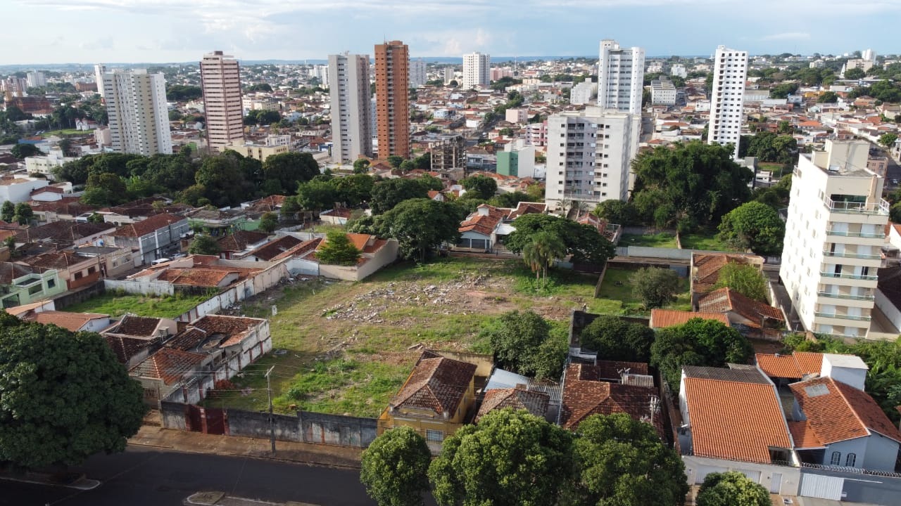 Terreno/Área à venda no Nossa Senhora da Abadia: 