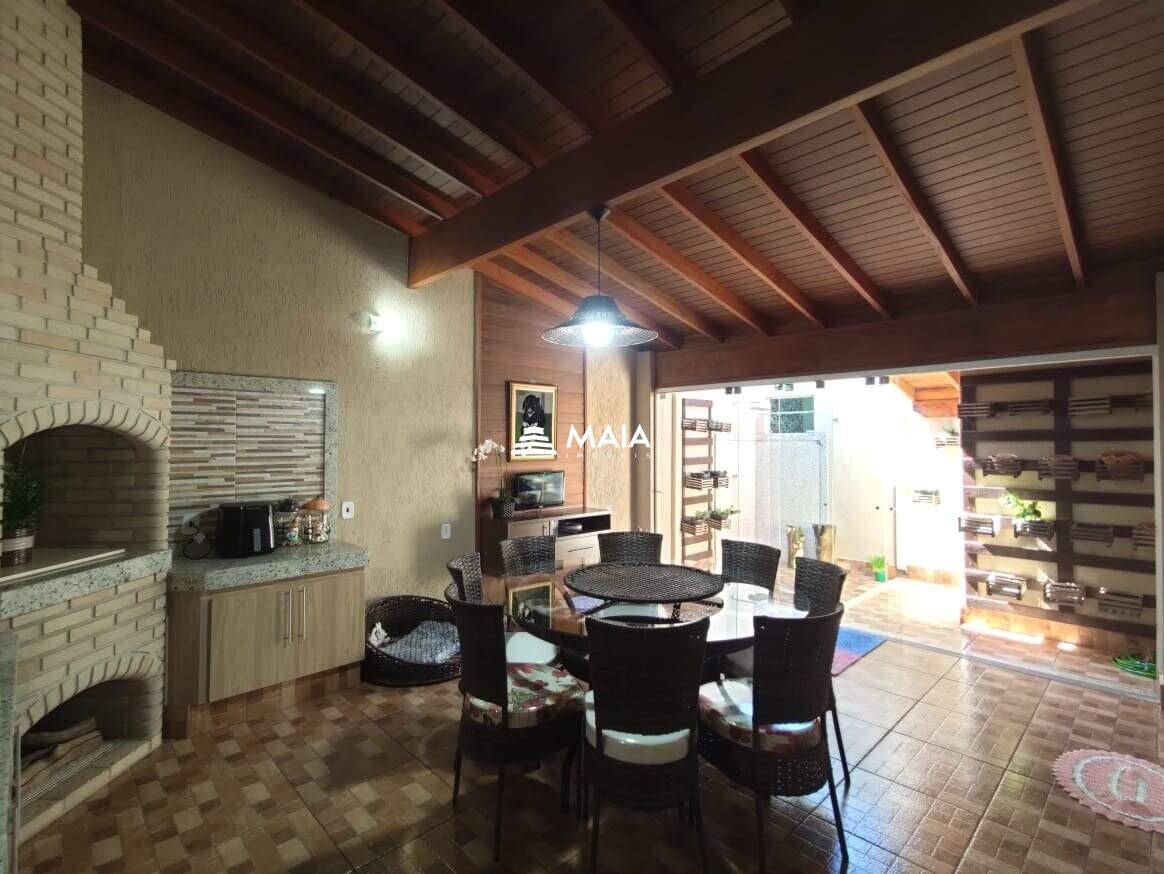 Casa à venda no Jardim Elza Amuí IV: 