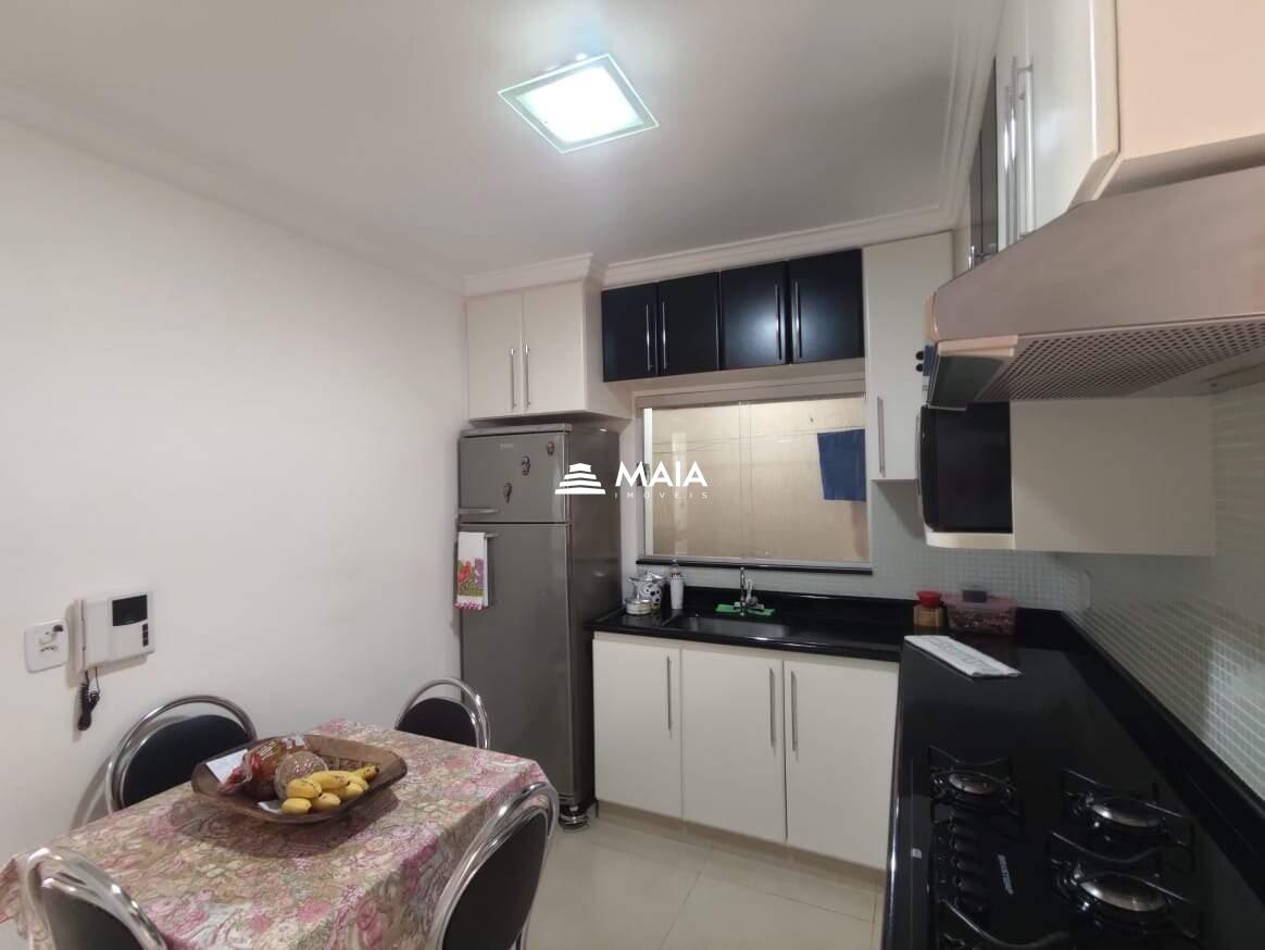 Casa à venda no Jardim Elza Amuí IV: 