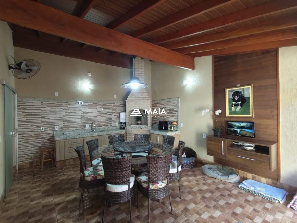 Casa à venda no Jardim Elza Amuí IV: 