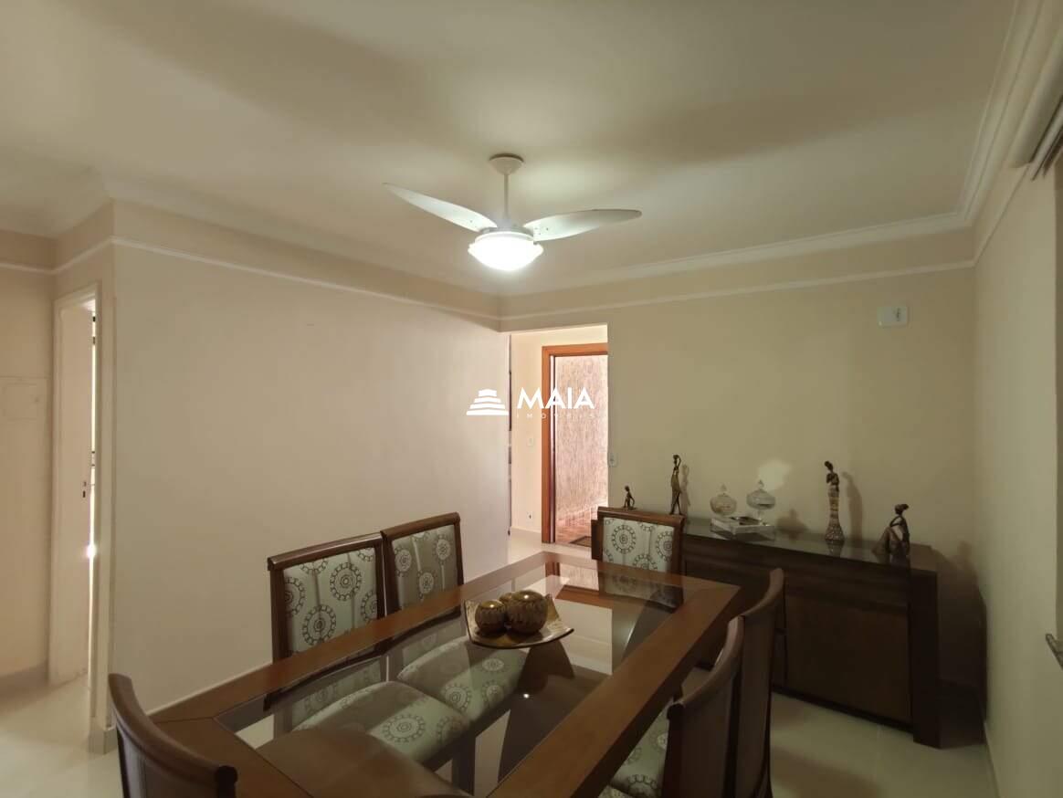 Casa à venda no Jardim Elza Amuí IV: 