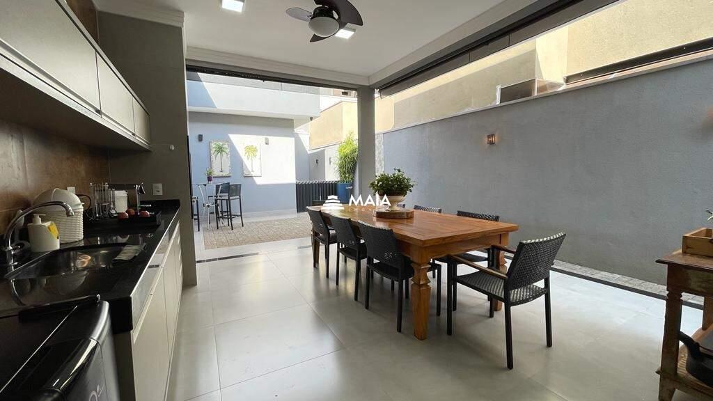 Casa de Condomínio à venda no Estância dos Ipês: 