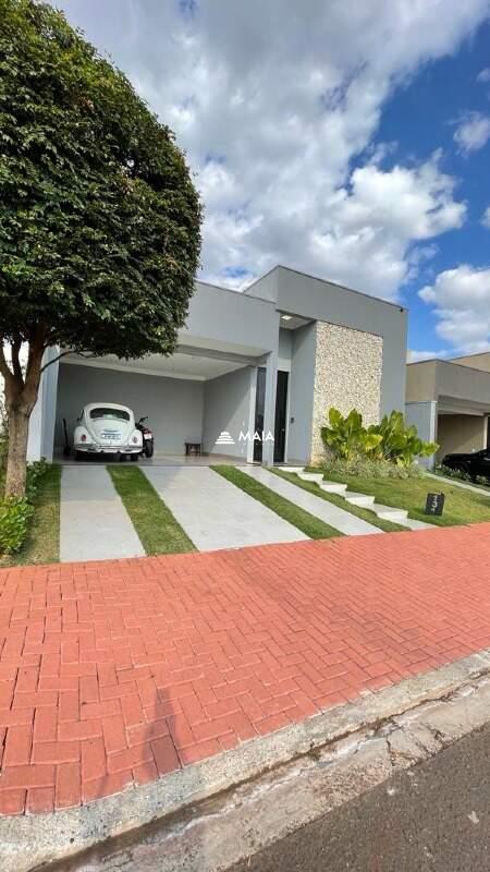 Casa à venda no Condomínio Estância dos Ipês