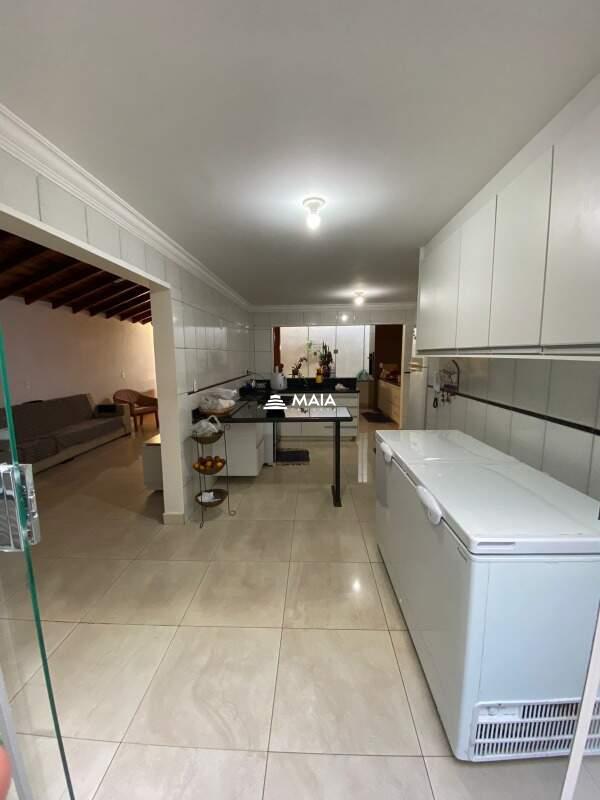 Casa à venda no Conjunto Guanabara: 