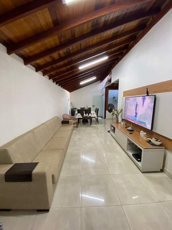 Casa à venda no Conjunto Guanabara: 