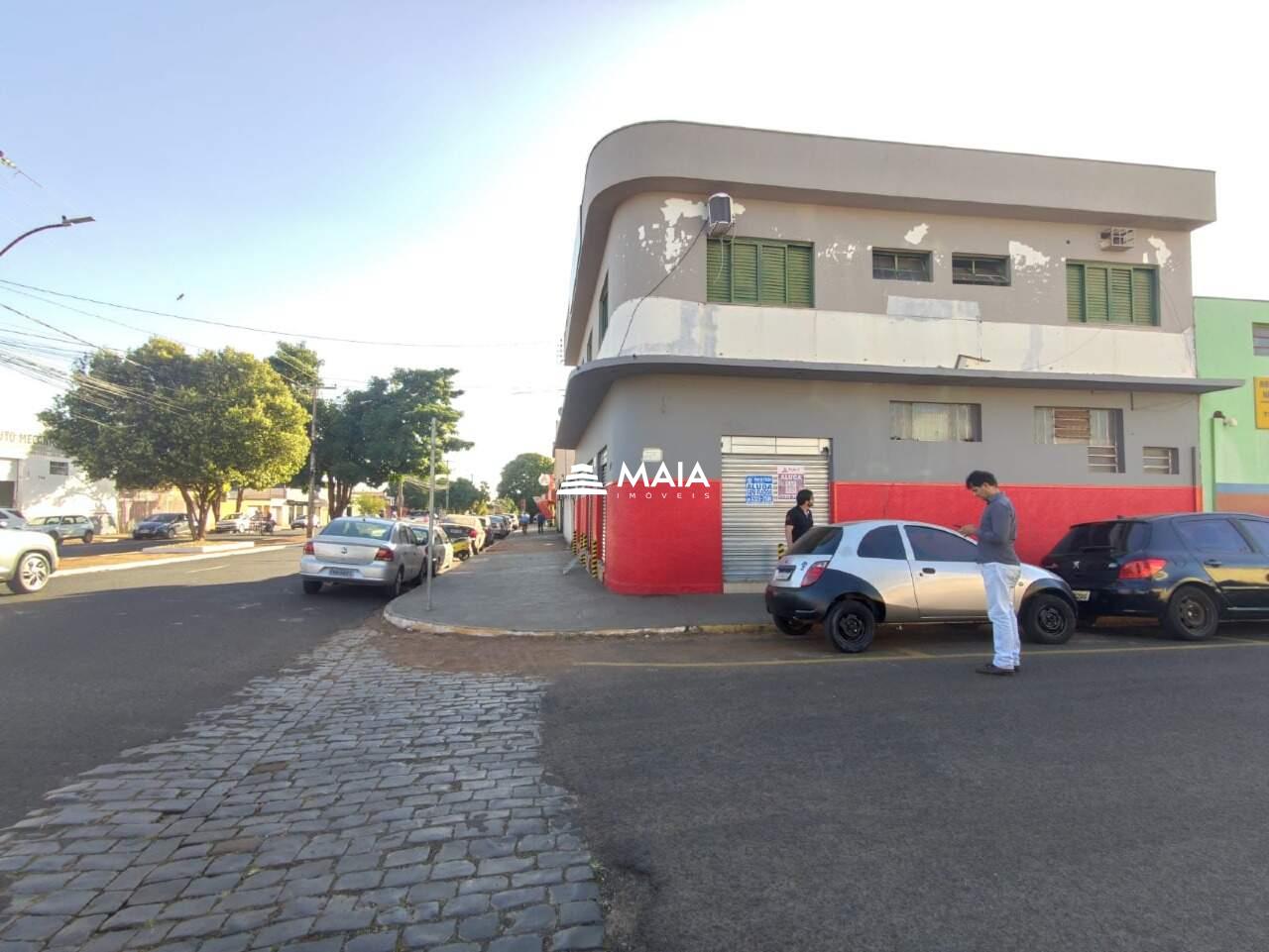 Comercial para aluguel no Parque das Américas: 