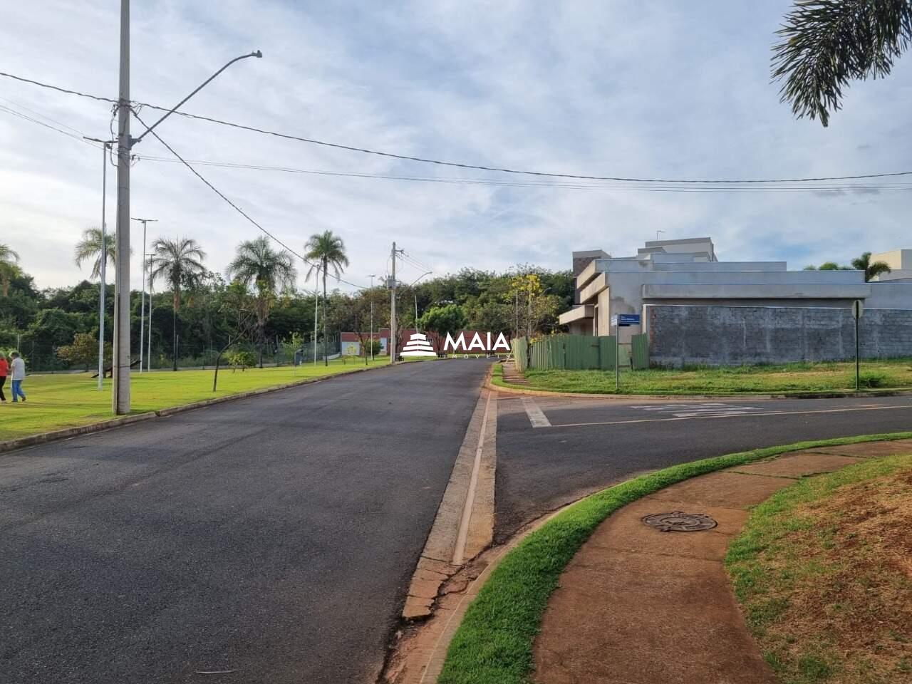 Terreno em Condomínio à venda no Damha I - Res. Uberaba: 