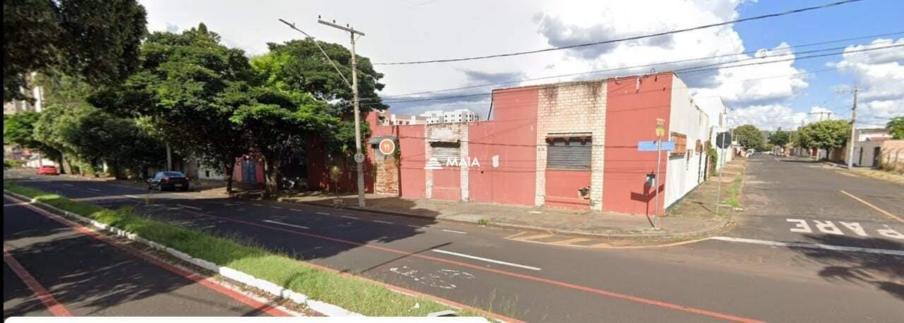 Terreno/Área à venda no Santa Maria: 