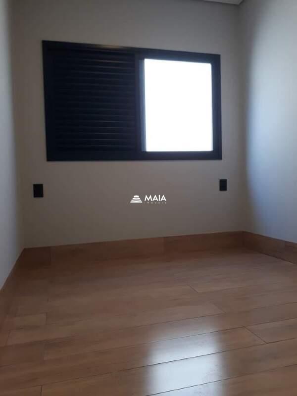 Casa à venda no Parque das Laranjeiras II: 