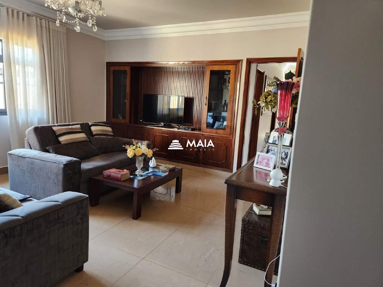 Casa à venda no Jardim Alexandre Campos: 