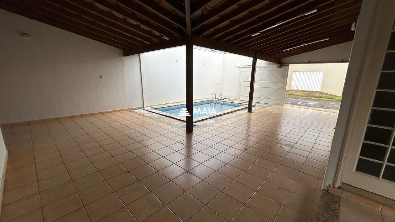 Casa à venda no Conjunto Umuarama: 