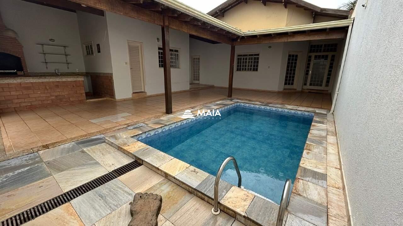Casa à venda no Conjunto Umuarama: 
