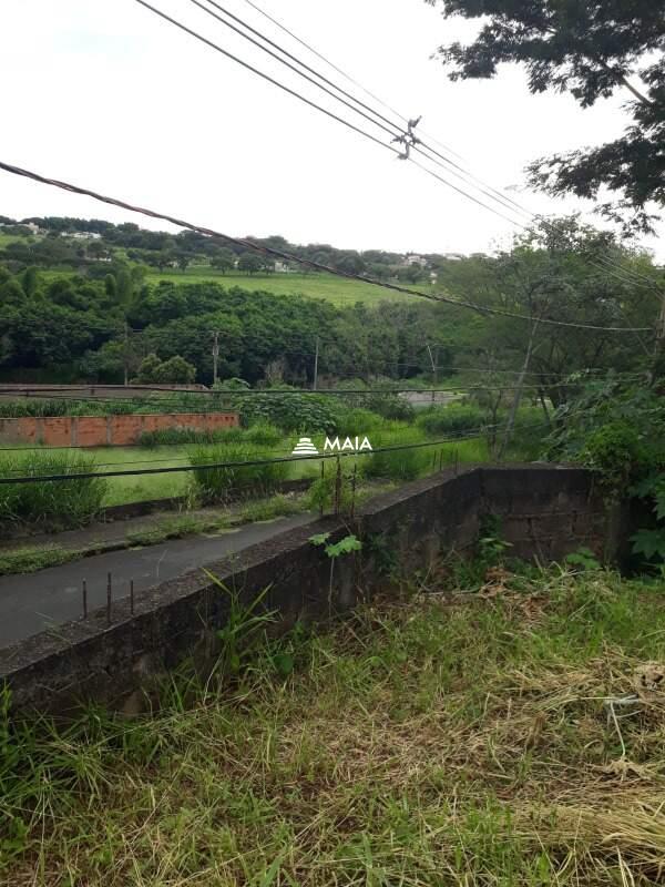 Terreno/Área à venda no Jardim São Bento: 