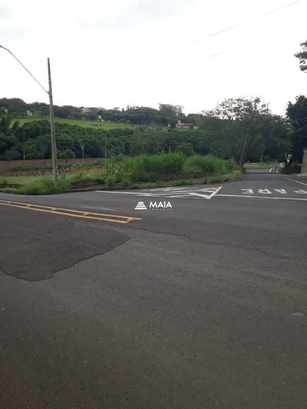 Terreno/Área à venda no Jardim São Bento: 