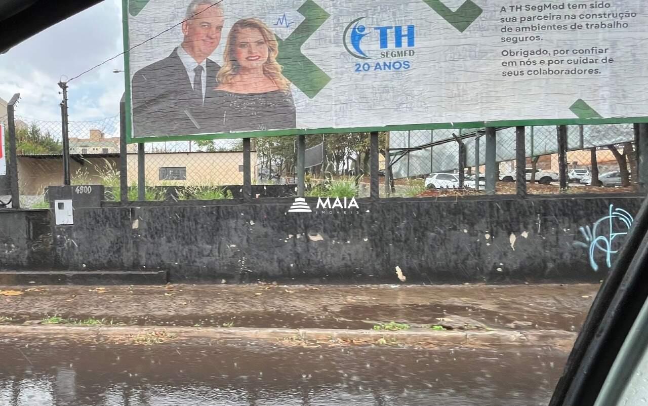 Comercial à venda no Fabrício: 