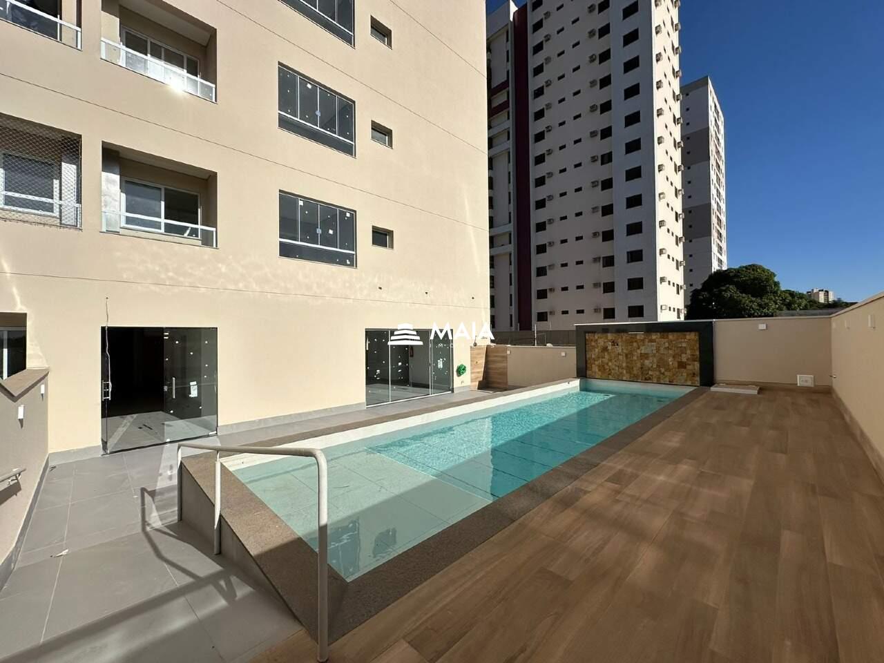 Apartamento à venda no Mercês: 