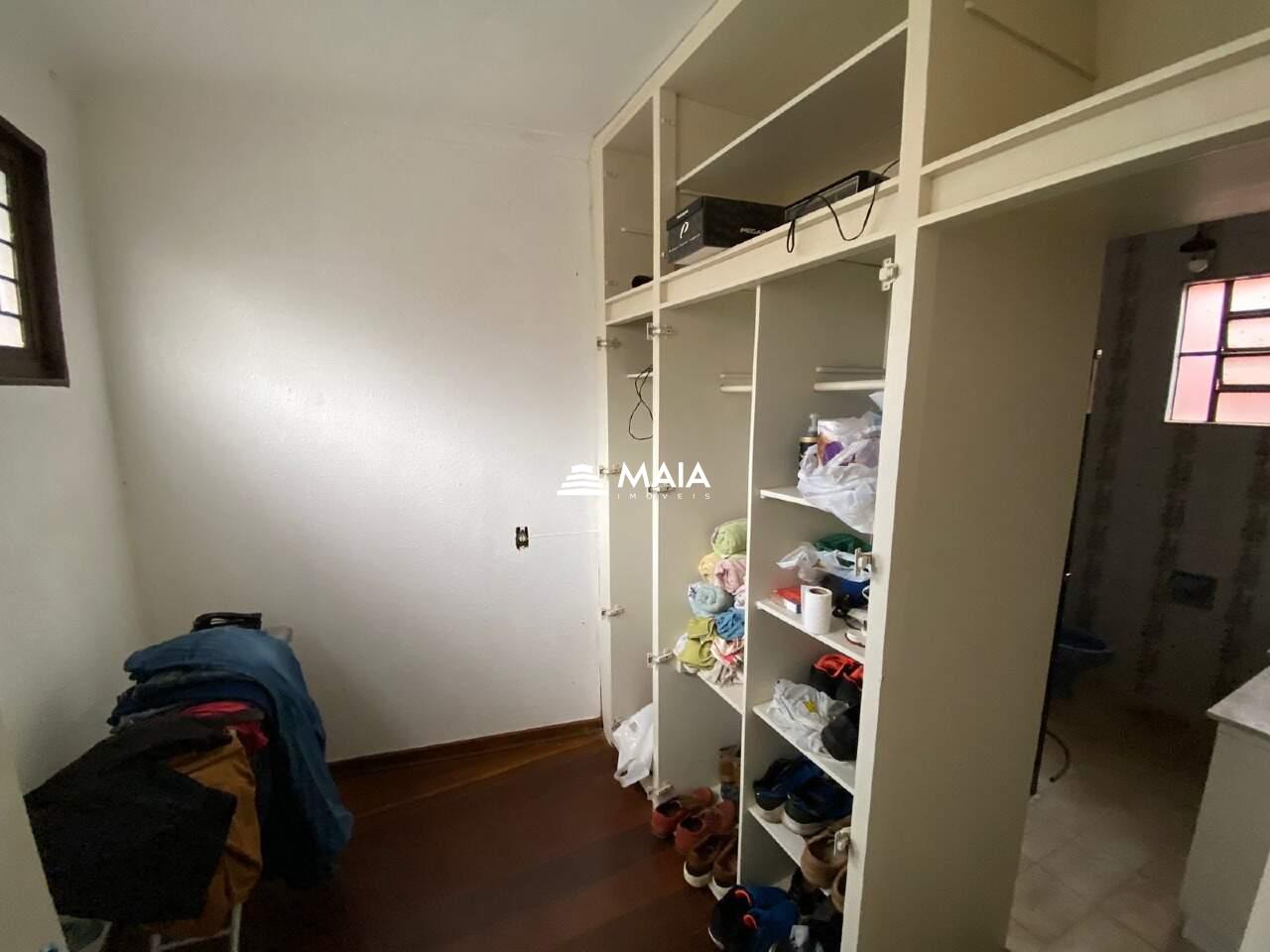 Casa à venda no Fabrício: 