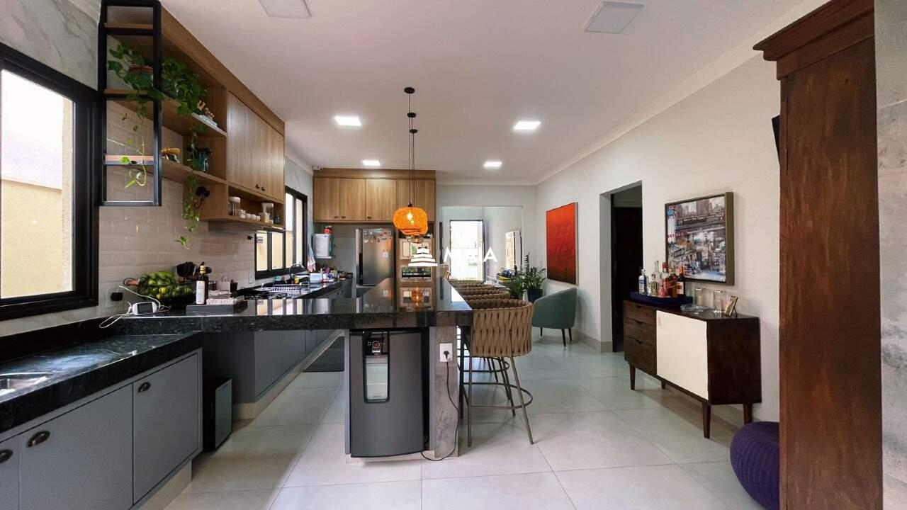 Casa de Condomínio à venda no Estância dos Ipês: 