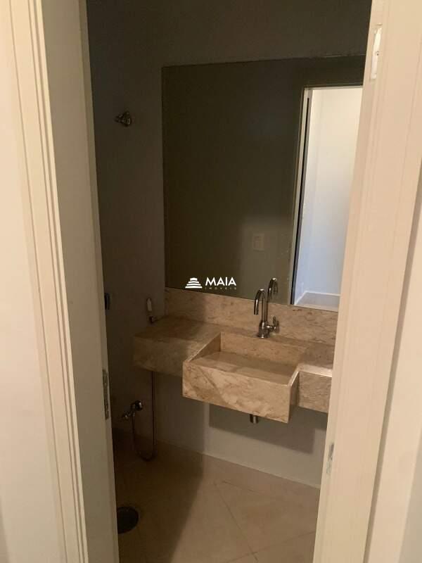 Apartamento à venda no Mercês: 