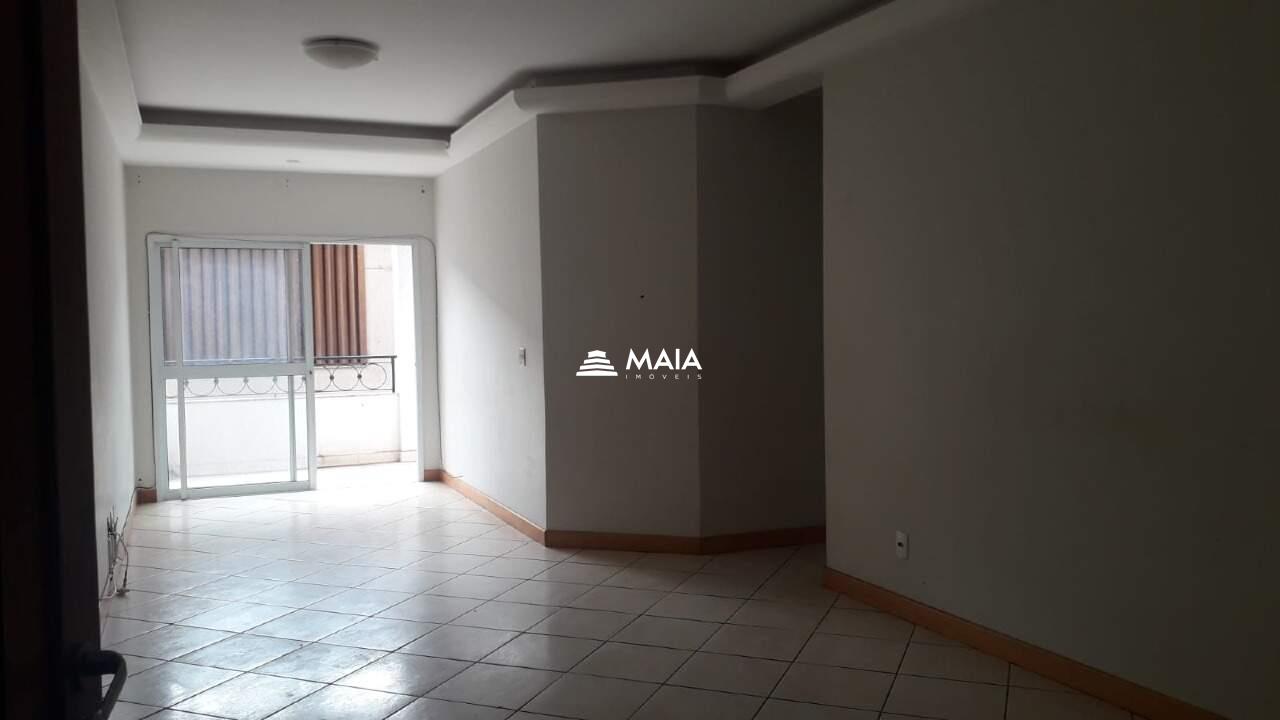 Apartamento à venda no Universitário: 