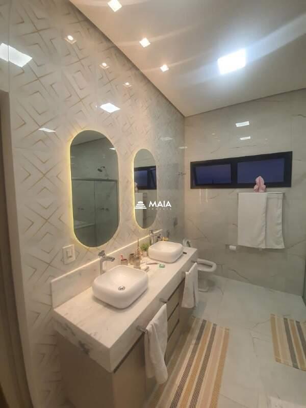 Casa de Condomínio à venda no Jockey Park: 