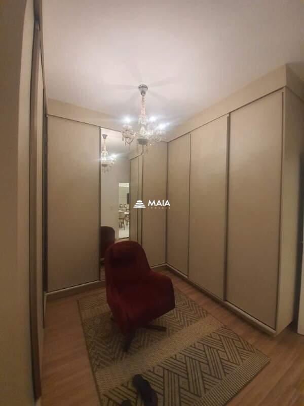 Casa de Condomínio à venda no Jockey Park: 